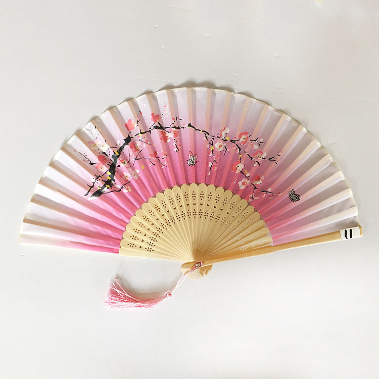 Fábrica directa estilo chino de bambú de seda ventilador bambú suerte regalo dos sonrisa verde plegable estilo antiguo ventilador fábrica al por mayor