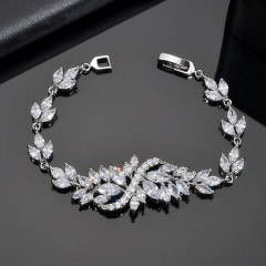 氷凌花ジルコンのブレスレットaaaジルコンは銅のアクセサリーをはめ込んでいます。