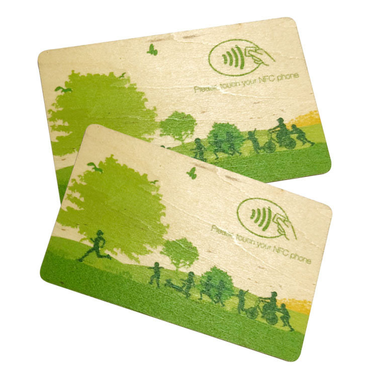 供应表面可丝印LOGO内置NTAG215芯片的防水木材NFC智能卡