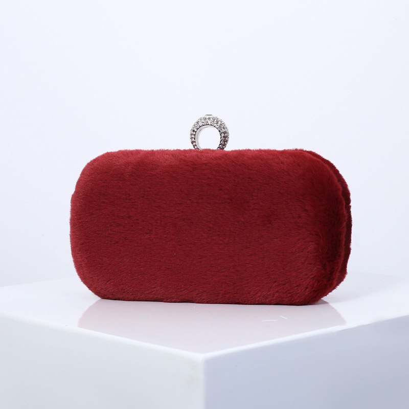 Venta caliente transfronteriza invierno piel de conejo cena bolsa de alto grado vestido embrague rojo nupcial bolsa chaozhou ventas directas de la fábrica