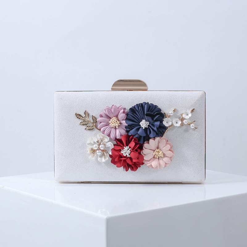 Venta caliente transfronteriza flor con cuentas banquete fiesta noche bolsa de banquete bolsa de vestir bolsa de embrague cheongsam entrega de una sola pieza