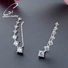 项链;耳钉;手链