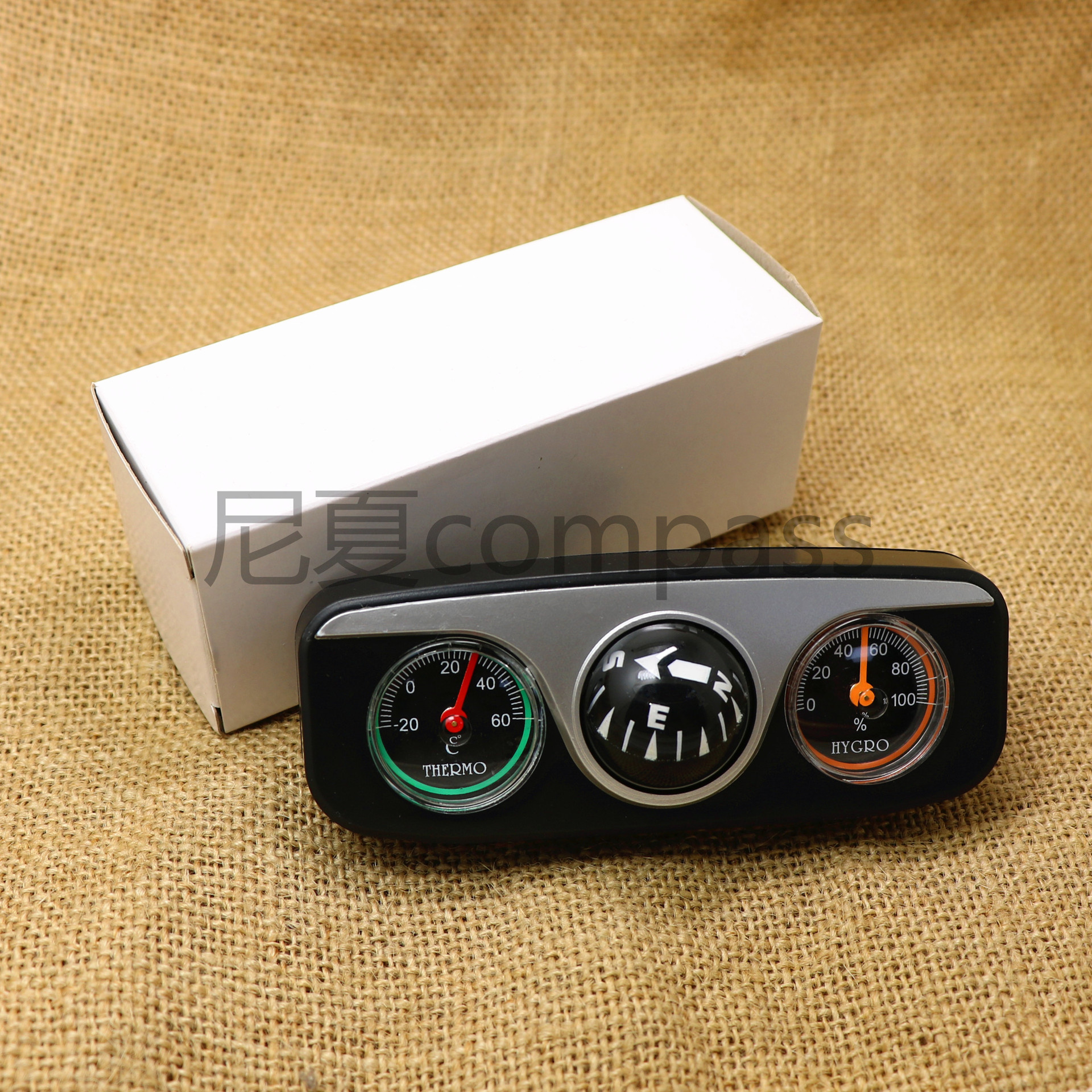 Nueva aguja multifuncional vendedora caliente de la bola del coche tres-en-uno con el regalo del coche del termómetro en existencia