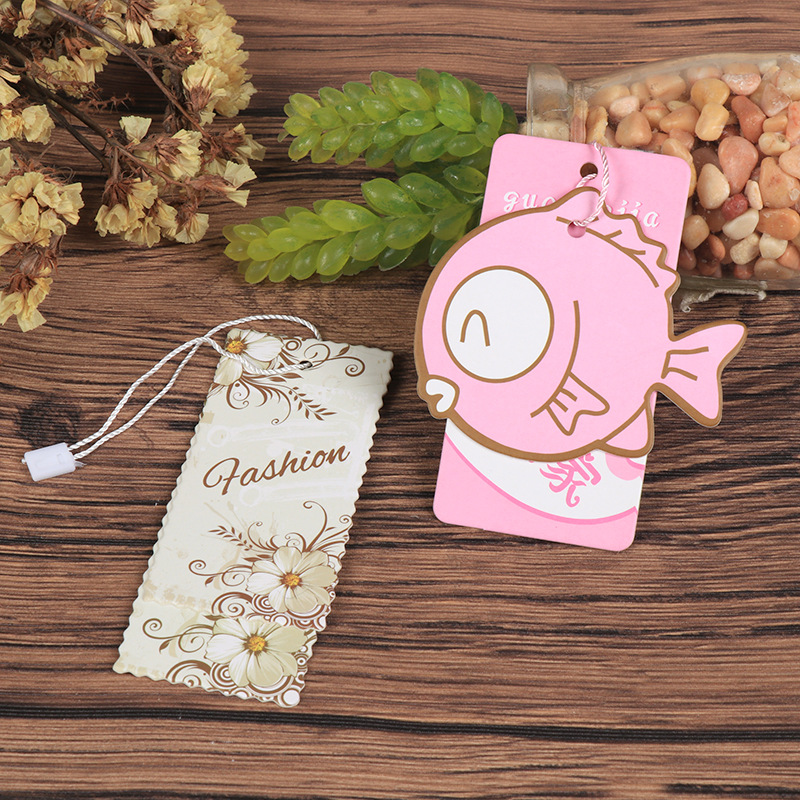 批发印刷 服装标签衣服商标定 制方形加厚牛皮纸吊牌可来样生产