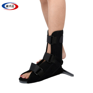 �Դ��������ȷ�ľ��Ь��Ӷ���Ь��ɫ�ӏ��̶��o�����z�׼s��Ь