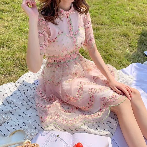 Factory direct new fairy embroidery embroidery heavy industry lace fabric flower basket flower mesh embroidery fabric