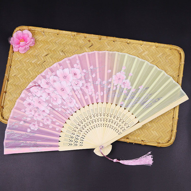 Fuente de la fábrica de bambú estilo chino ventilador plegable estilo japonés ventilador de bambú danza ventilador sonrisa ventilador al por mayor