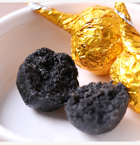 Black sesame, nine steamed, nine sun-dried milk calcium, black sesame pills, handmade red bean barley honey pills, five red pills, drop shipping