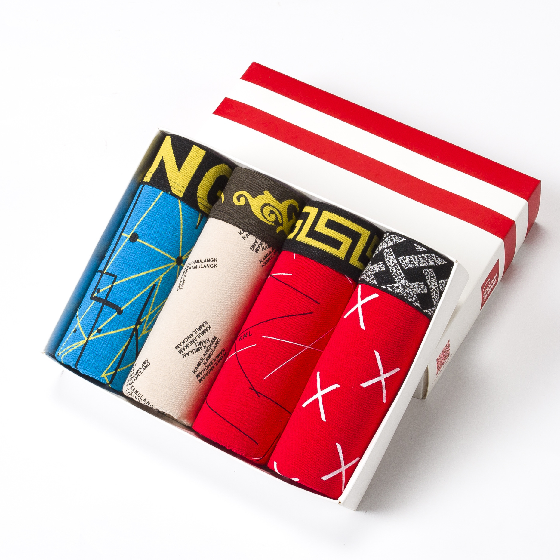 Ropa interior de los hombres boxeadores de los hombres de algodón puro suelta más tamaño personalidad juvenil transpirable boxeadores de cintura media al por mayor