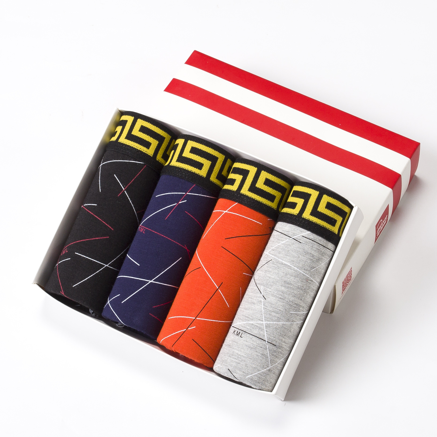 Ropa interior de los hombres boxeadores de los hombres de algodón puro suelta más tamaño personalidad juvenil transpirable boxeadores de cintura media al por mayor