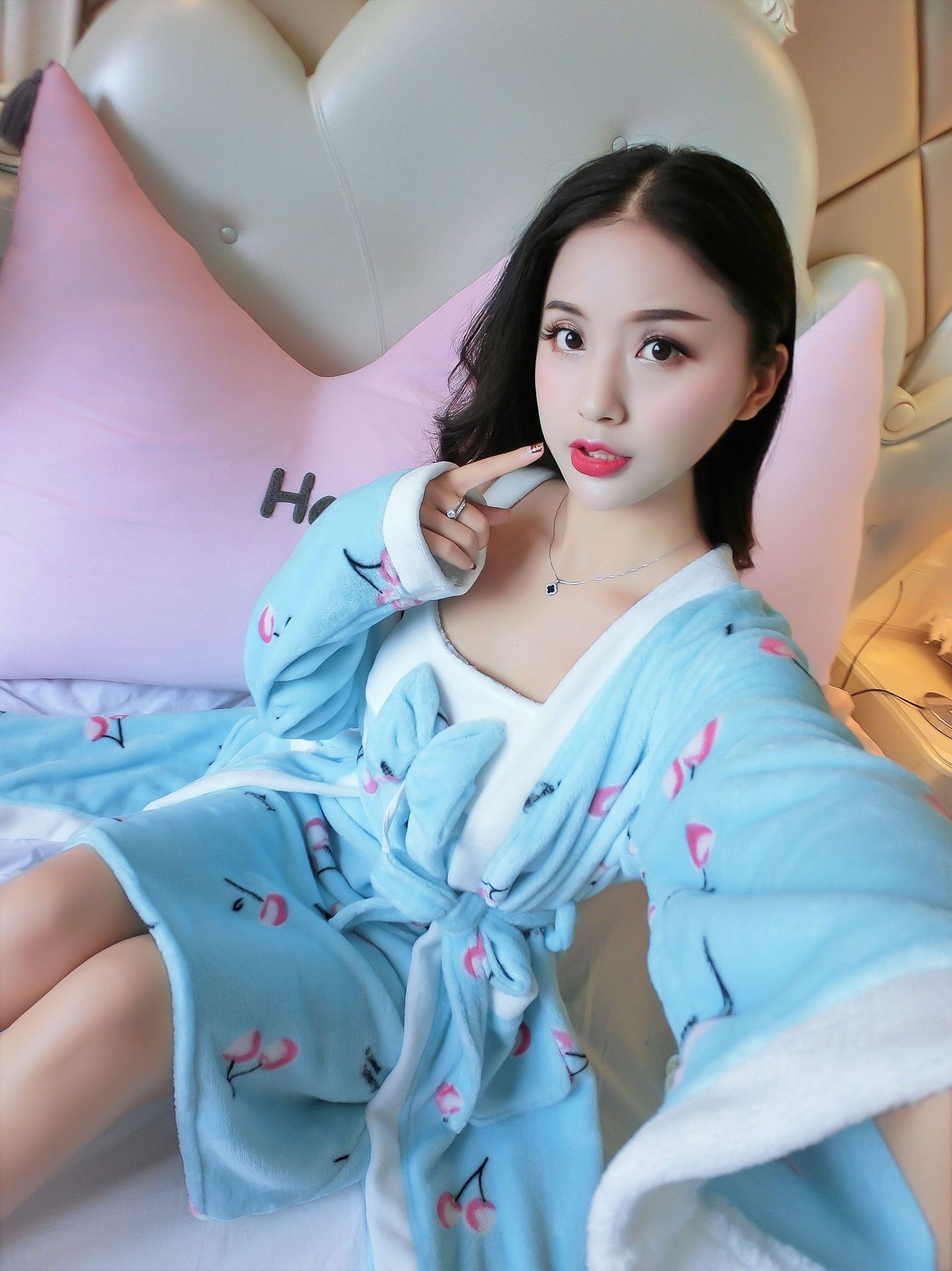 201.15 # 블루