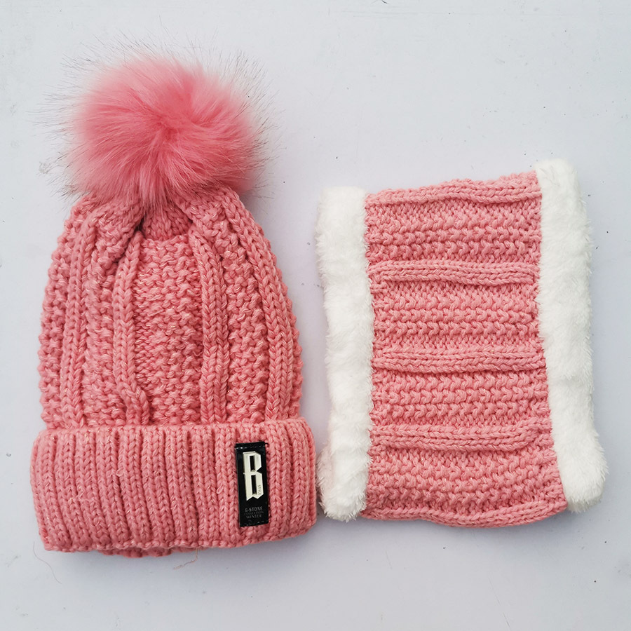 Auumn and Winer New Collecion wih Velve, Thickened Leer B, Ball, Knied Wool Ha, Two Piece Se, Women's Warm_voghion.com