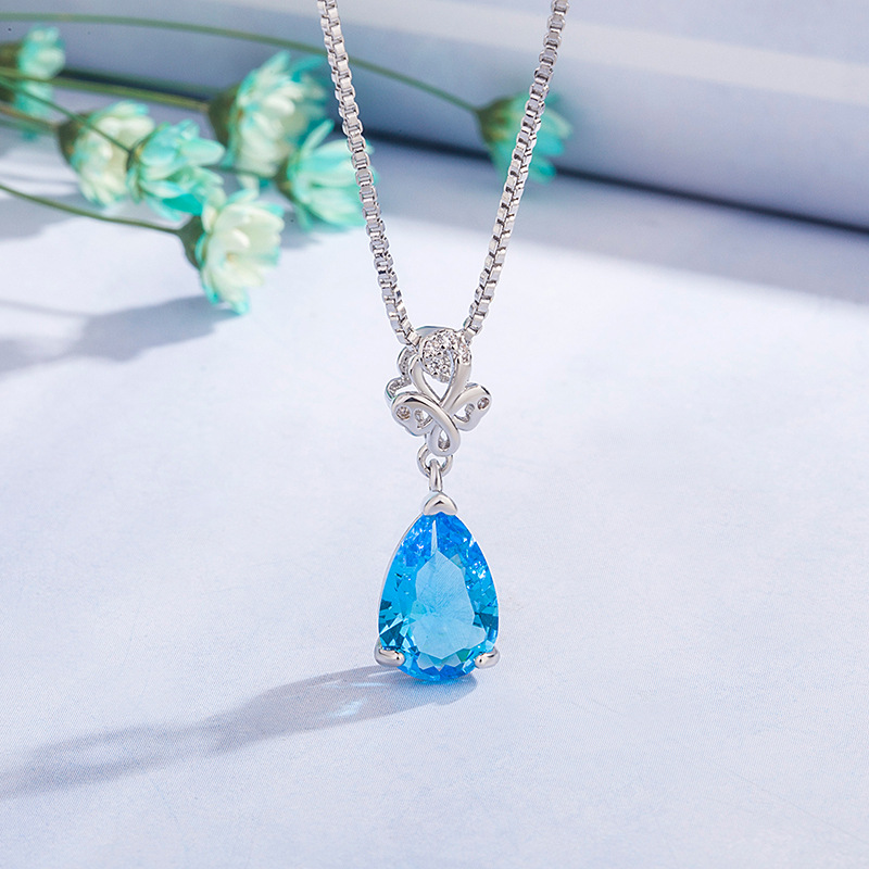 Crystal pendant drop-shaped