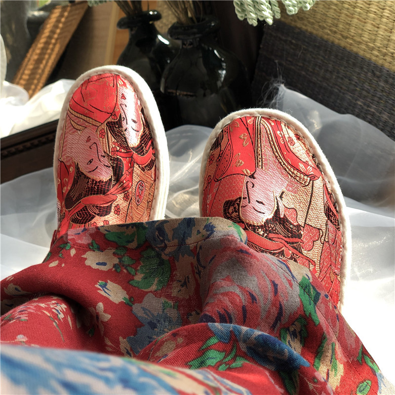 Genuine espadrilles for leisure