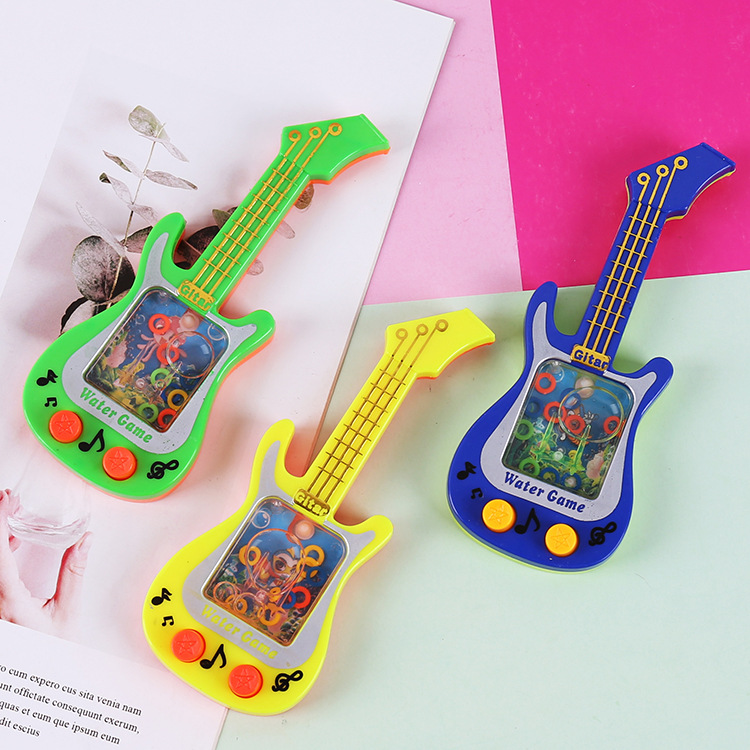 Anillo de agua máquina de agua de dibujos animados máquina de juego juguete nostálgico Yiwu pequeño juguete pequeño regalo al por mayor juguete puesto