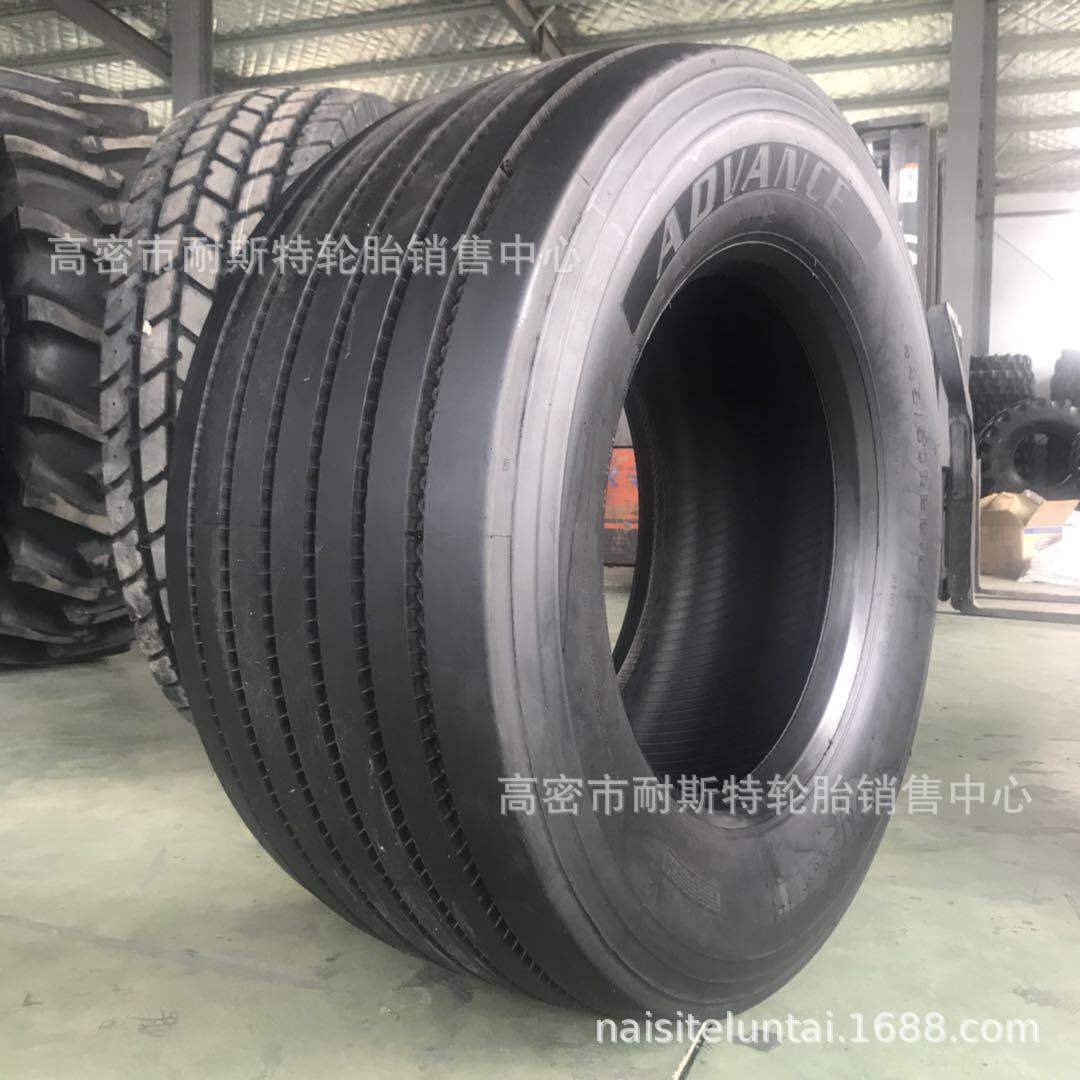供应     445/45R22.5   油罐车真空导向花纹轮胎  宽基轮胎