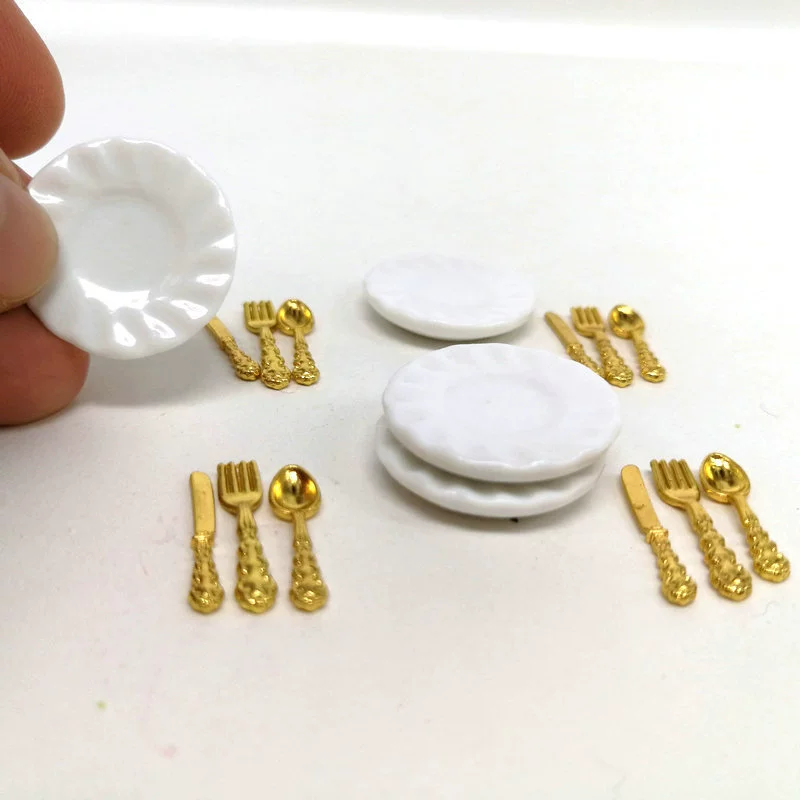 12-точечная кукла BJD с [мини-керамическая тарелка для торта + нож, вилка и ложка] украшения для кукольного домика, чтобы есть и играть