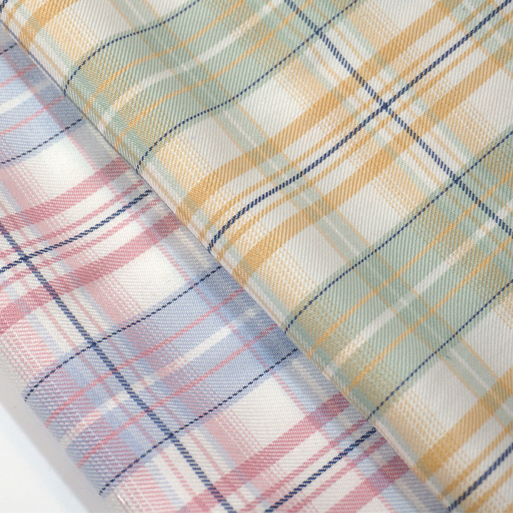 涤纶色织格子面料春秋女装西装套装布料百褶裙日本JK制服裙格子布