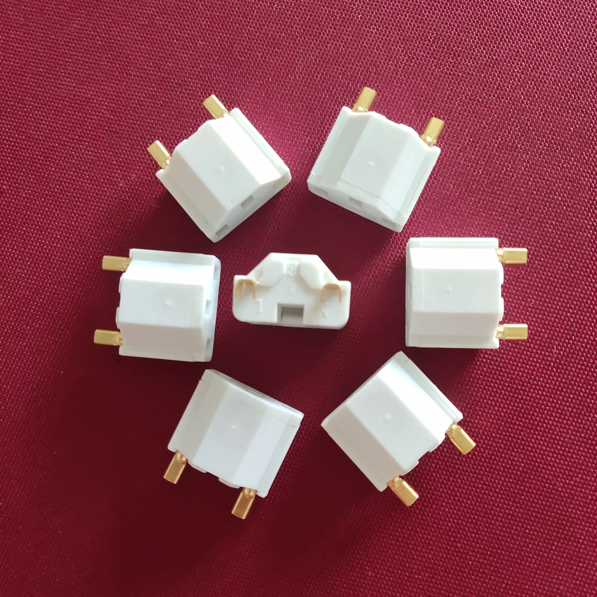 品字尾内架一体式品字尾插头端子品字插两芯插头支架品字尾内架