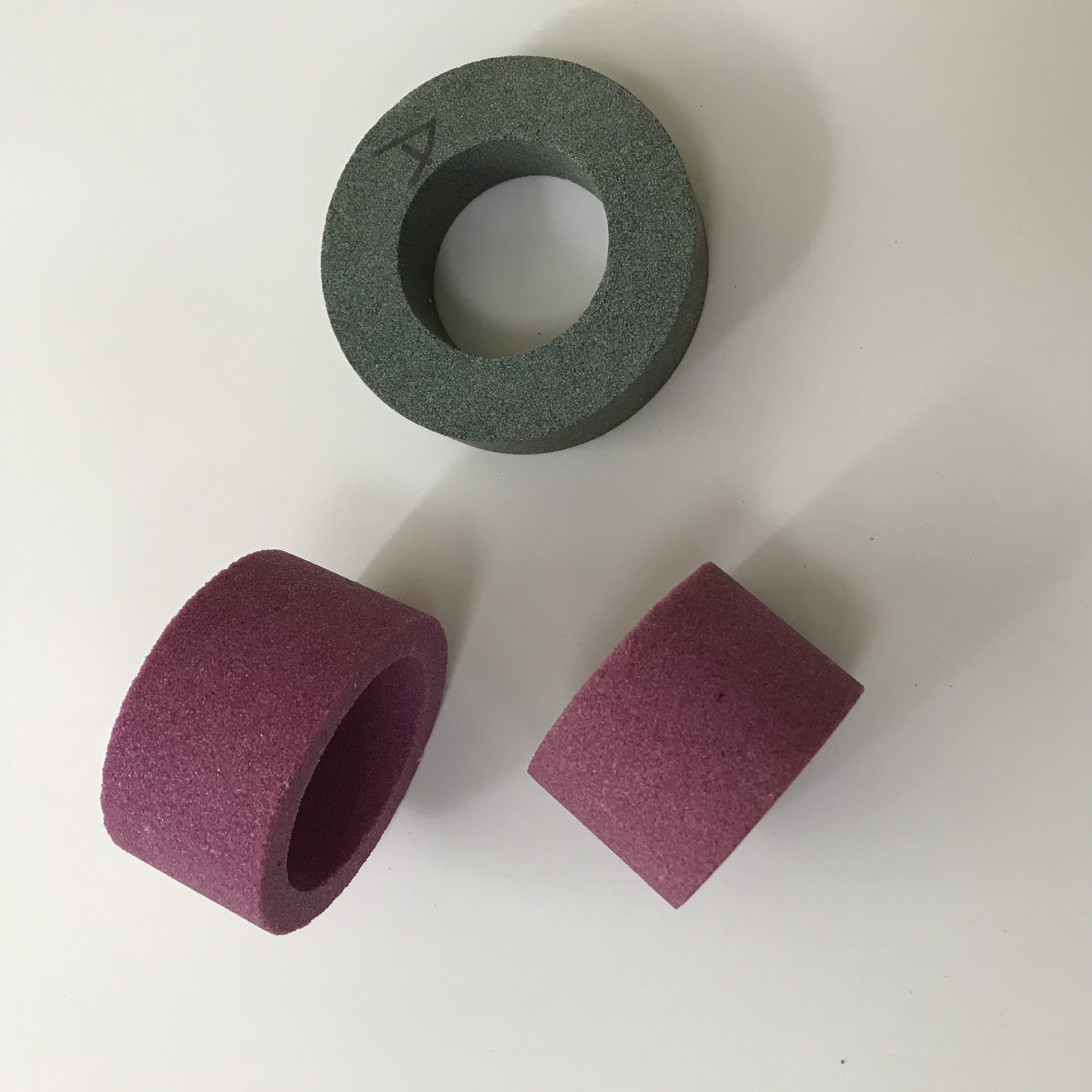 厂家直销 磨刀机杯形砂轮,切纸磨刀砂轮 磨钻器砂轮