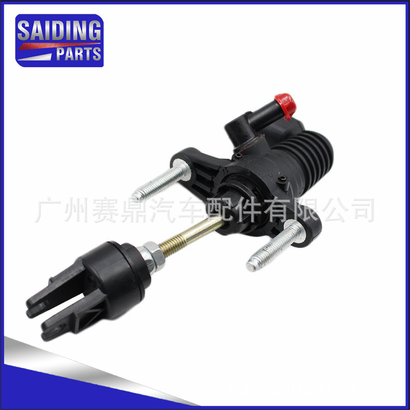 31420-0K013 适用丰田海拉克斯HILUX汽车离合总泵 离合器主缸配件|ms