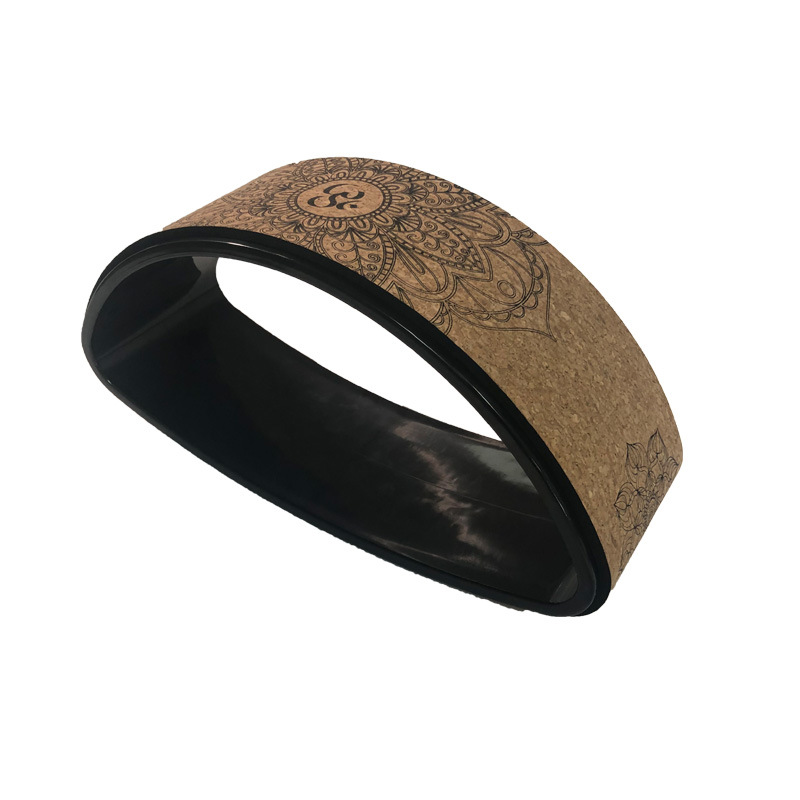 Las ventas de la fábrica de forma ovalada corcho yoga rueda de flexión de nuevo equipo de impresión de material de anillo de yoga mujeres embarazadas ayuda entre padres e hijos