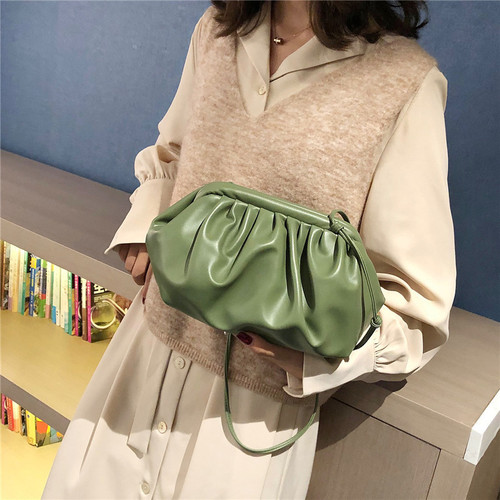 Wholesale Small Handbags for Women 2024 New Trendy Korean Style Crossbody Bags Fashion Shoulder Bags Simple and Stylish Cloud Bags