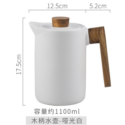 Ventas directas de la fábrica mango de madera nórdica hogar creativo gran capacidad de artículos de agua cerámica botella de agua fría taza de agua traje