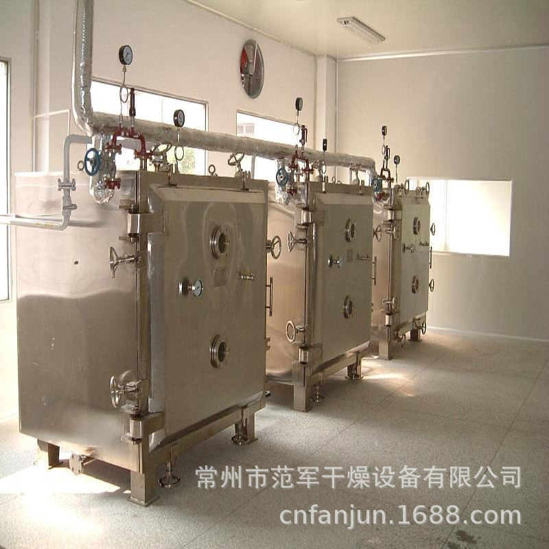 蒸汽加热方形真空干燥机 常州范军生产箱式方型真空干燥机