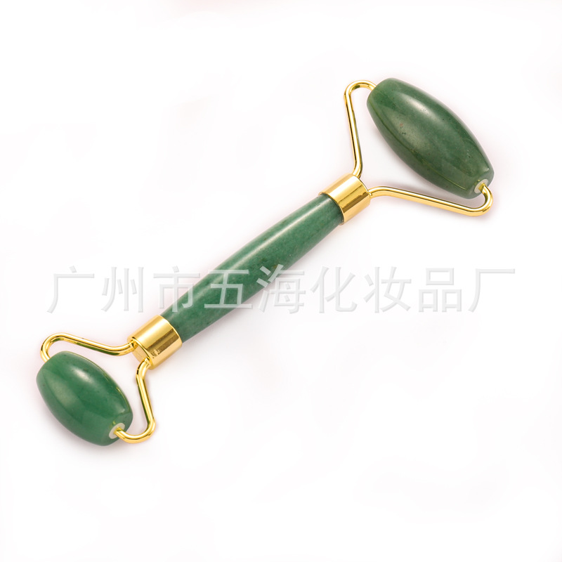 Venta directa de fábrica polvo de cristal en forma de corazón raspado Xiuyu Jade rodillo masajeador facial masaje de belleza en stock al por mayor