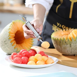 网漏、油格;勺、调羹;刨子、削皮器