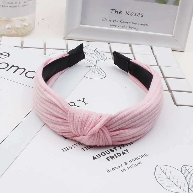 Knitted fuchsia headband