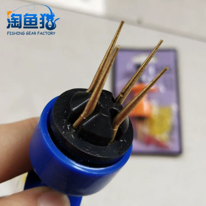 Fishing gear supply new red worm clips, pellet bait clips, earthworm clips, manufacturers wholesale red worm clips, portable crucian carp