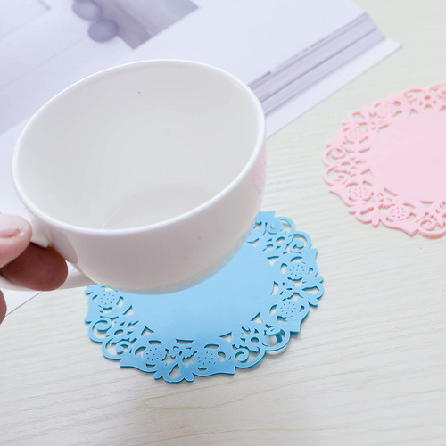Creative hollow silicone flower-shaped anti-slip, anti-scalding, insulated tea coaster, insulated water cup gift, factory direct sales T