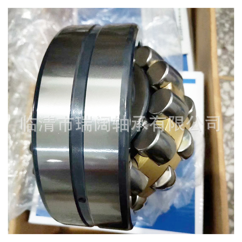 哈轴 22216CA/W33 22217CAK  22218  22219 HRB调心滚子轴
