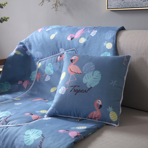 Manufacturer wholesale pillow quilt dual-purpose lunch blanket two-in-one cushion quilt creative pillow quilt car pillow