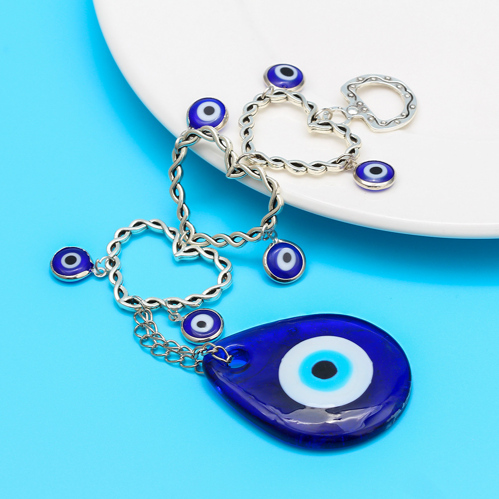 Cross-Border Foreign Trade Devil's Alloy Eye Keychain Blue Eyes Personalized Bag Pendant Car Key Chain Accessories Cross-Border Foreign Trade Devil's Alloy Eye Keychain Blue Eyes Personalized Bag Pendant Car Key Chain Accessories