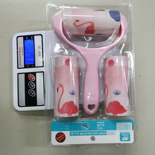 Hot-selling household dust paper lint sticker roller to stick lint and tear off clothes with dust paper to remove lint