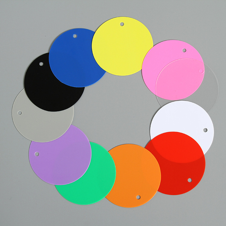 Plastic Hang Tags DIY Round Pvc Card Clothing Label Wholesale 5cm Diameter Keychain Anti-Counterfeiting Label Waterproof