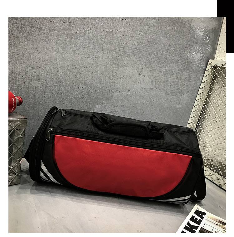 Costura negra y roja