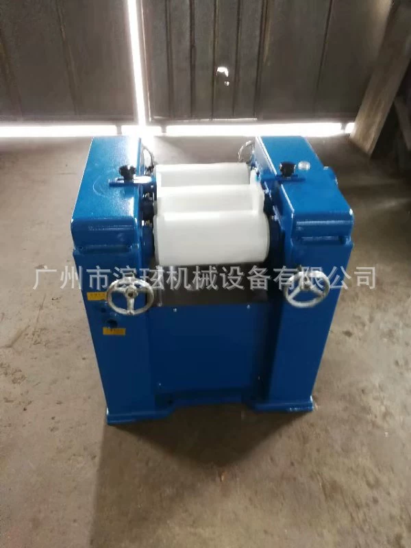 Гуанчжоу Bincheng, прямая поставка, трехрулонная машина, 65, 150, трехрулонная шлифовальная машина, тип 260, цветная паста, косметическая машина, трехрулонная машина