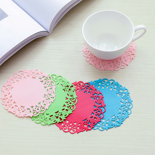 Creative hollow silicone flower-shaped anti-slip, anti-scalding, insulated tea coaster, insulated water cup gift, factory direct sales T