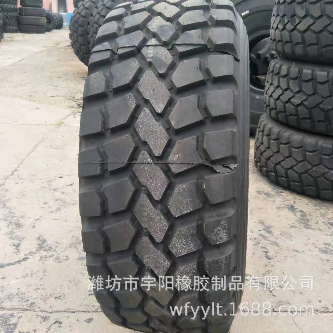 钢丝越野车轮胎 1500x600R635   沙漠运输车轮胎 改装车轮胎