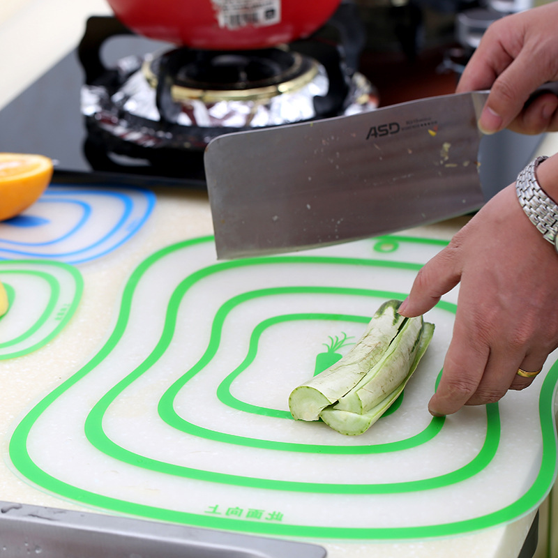 厨房透明可弯曲磨砂分类切菜板 塑料切水果砧板 塑料菜板批发