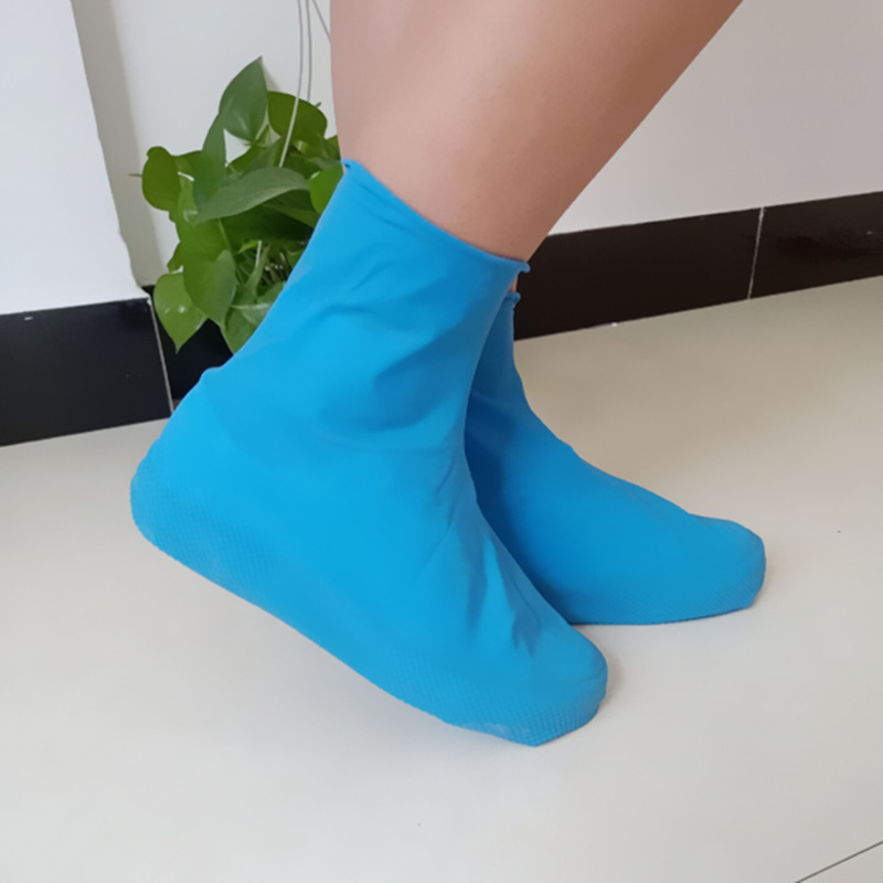 Cubierta de zapatos de látex a prueba de lluvia Cubierta de zapatos de playa viajes de moda al aire libre día lluvioso viajes zapatos de lluvia para hombres y mujeres zapatos de agua fábrica al por mayor