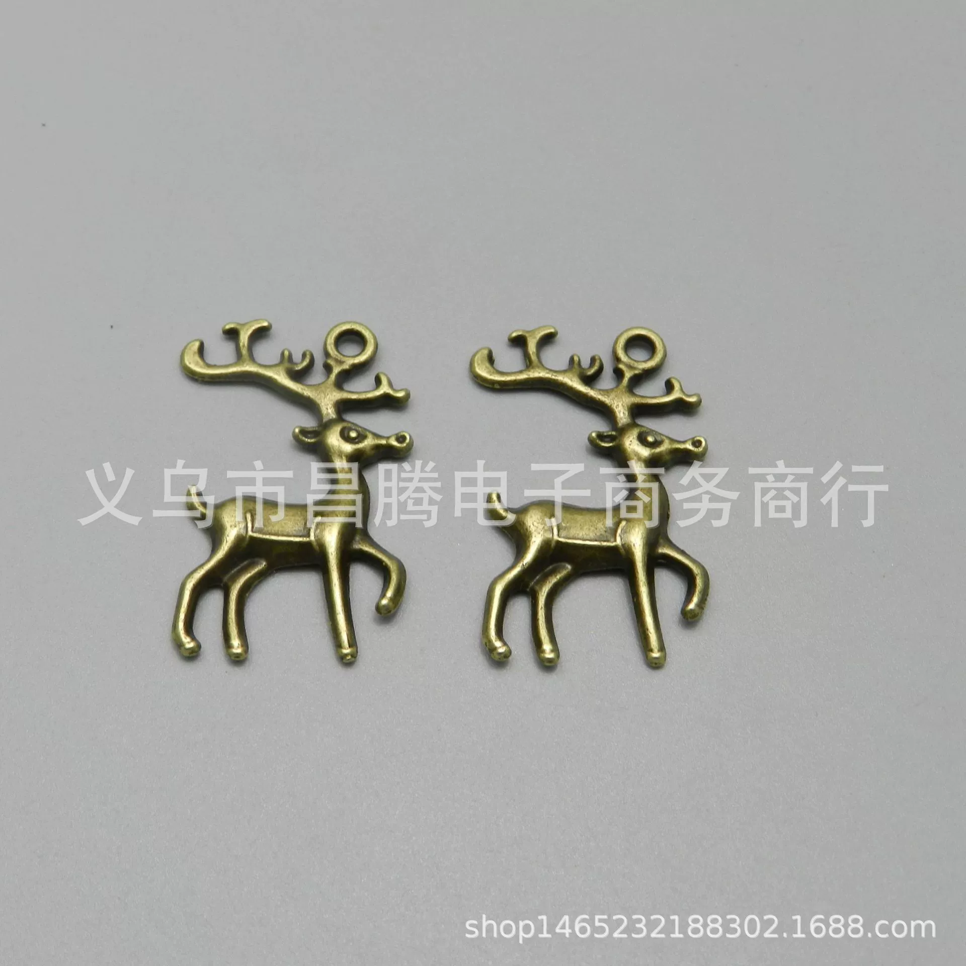 Сохраняющий цвет Рождественский пятнистый олень Древний Бронзовый кулон 36*23 мм Рождественский олень сплав кулон DIY ювелирные аксессуары