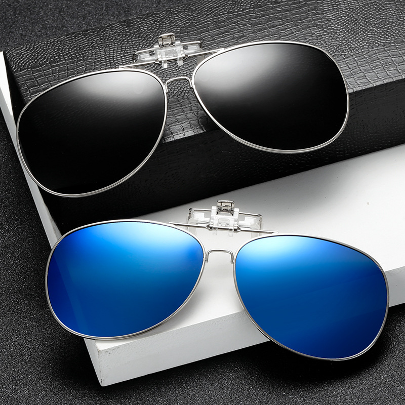 Explosions polarized sunglasses clip for men and women toad night vision goggles can be turned up sunglasses factory direct sales