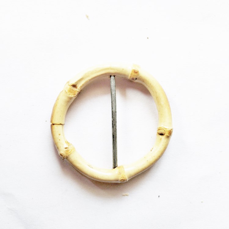 天台维娅厂家直销竹节带五金竹根装饰扣diy工艺品真竹子钮扣批发