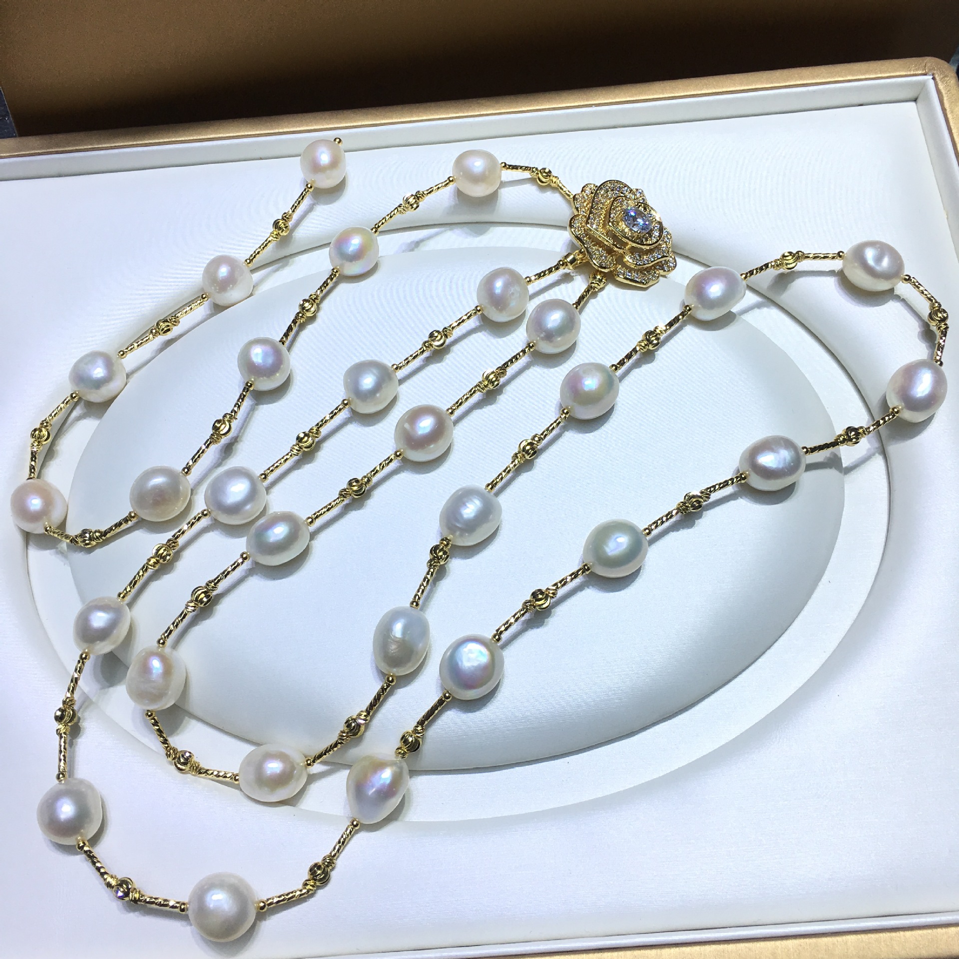 ins����������һ����14Kע��ˮ�������������õ�廨��ë����