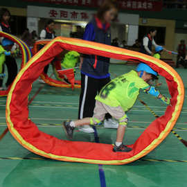 幼儿坦克爬行垫子幼儿园感统训练亲子运动会道具迷彩色软体爬行圈